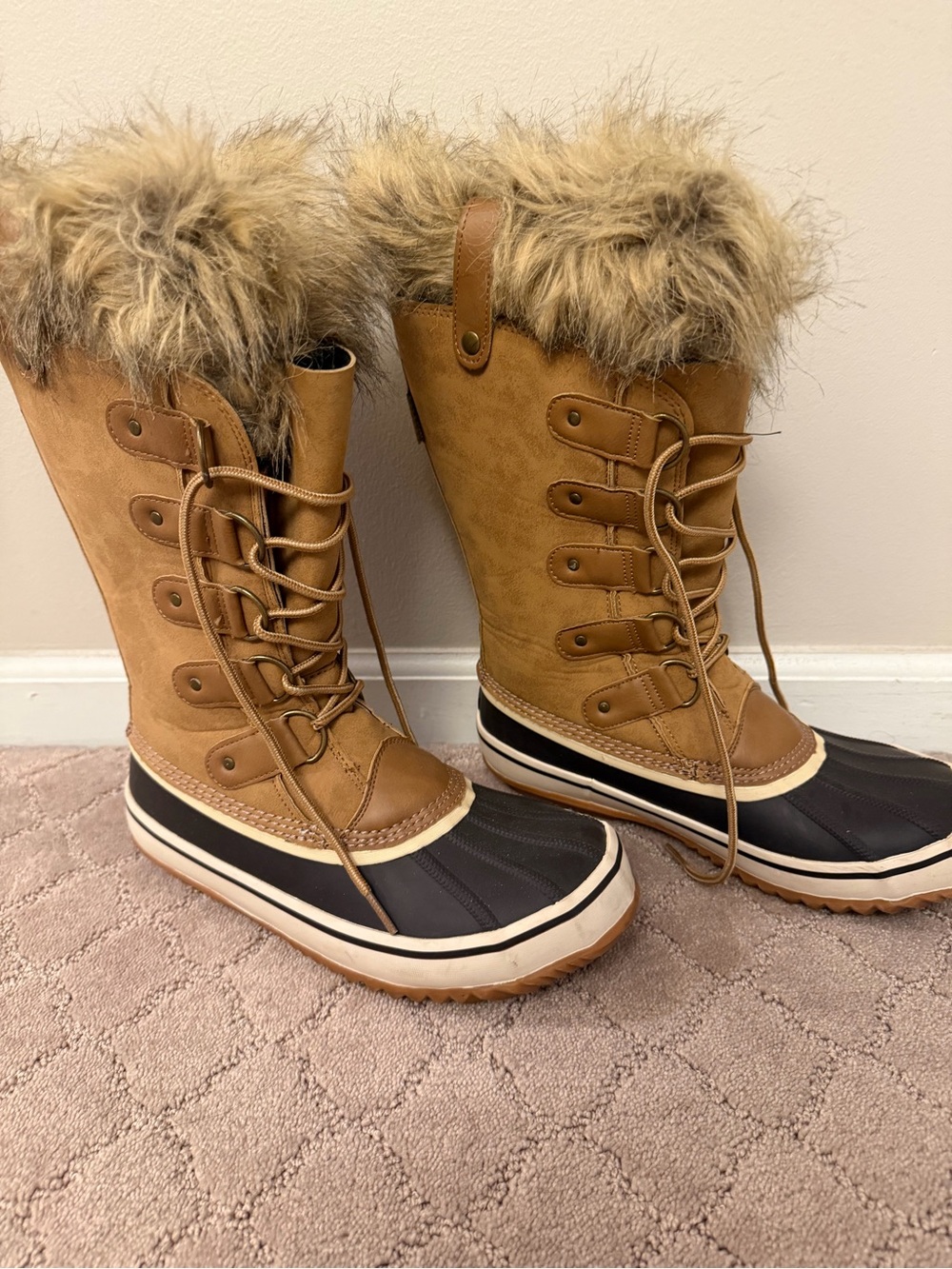 Women's Tan Faux-Fur Trim Winter Snow Boots